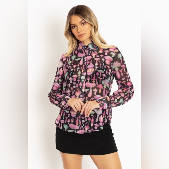 NWOT Blackmilk Fungirl Black Long Sleeve Cute As A Button Shirt